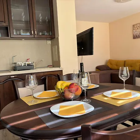 Grand Bogoridi - Center Near To Sea And Sea Garden Burgas City