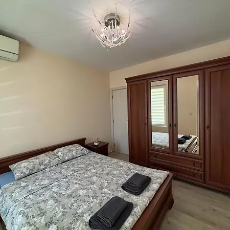 Grand Bogoridi - Center Near To Sea And Sea Garden *