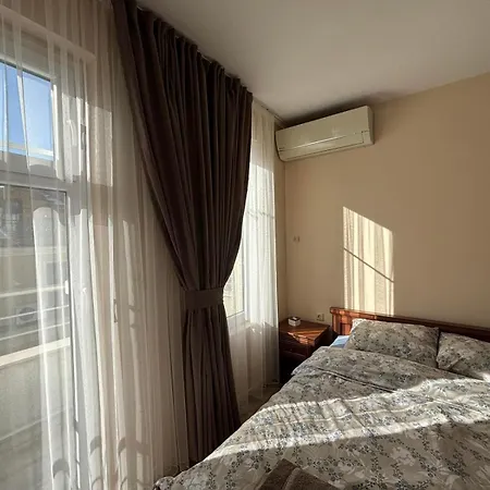 Grand Bogoridi - Center Near To Sea And Sea Garden شقة
