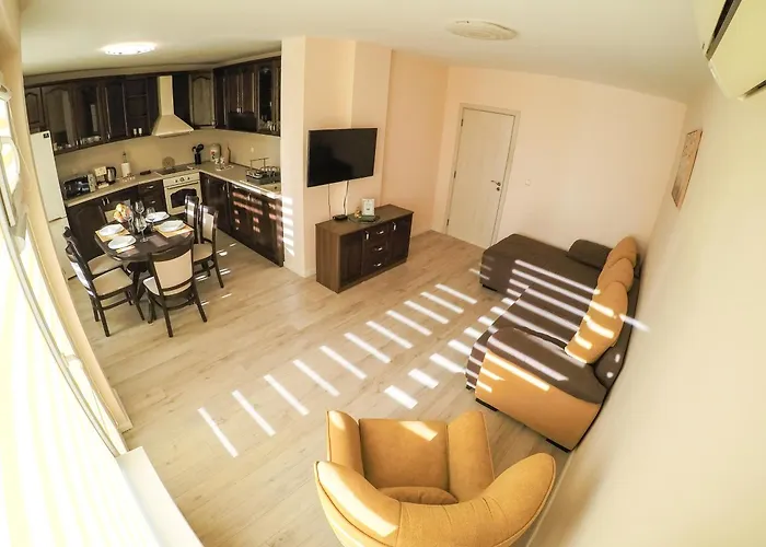 Apartament Grand Bogoridi - Center Near To Sea And Sea Garden