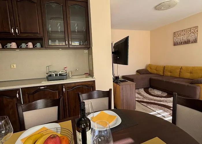 Apartament Grand Bogoridi - Center Near To Sea And Sea Garden