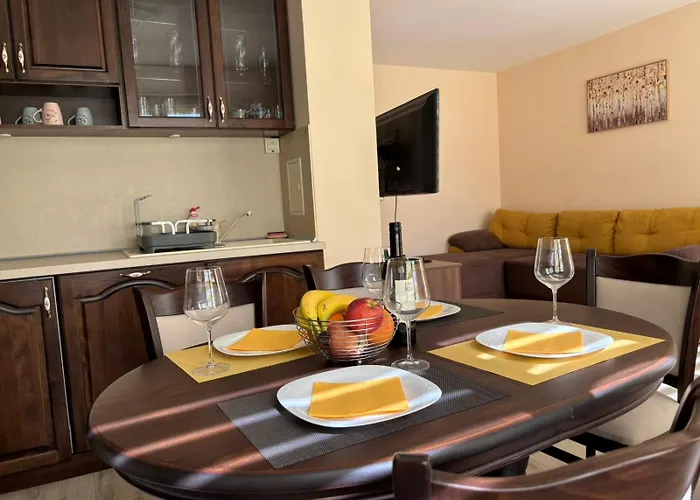 Grand Bogoridi - Center Near To Sea And Sea Garden Burgas City