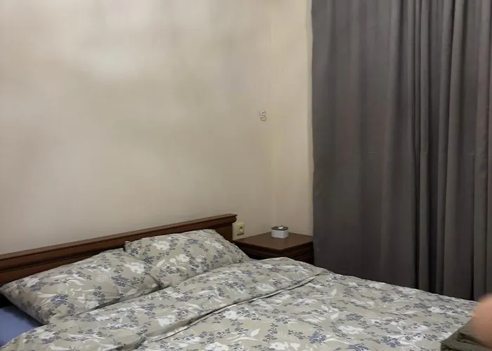 Grand Bogoridi - Center Near To Sea And Sea Garden Burgas City