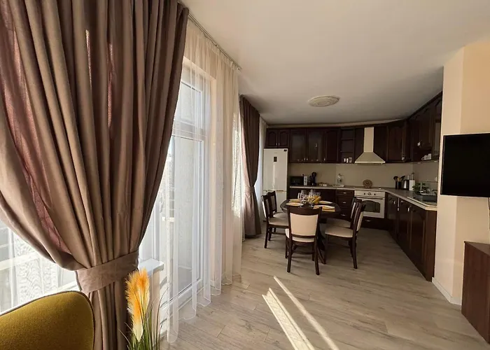 Grand Bogoridi - Center Near To Sea And Sea Garden Apartament *