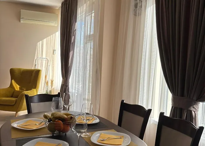 Grand Bogoridi - Center Near To Sea And Sea Garden *