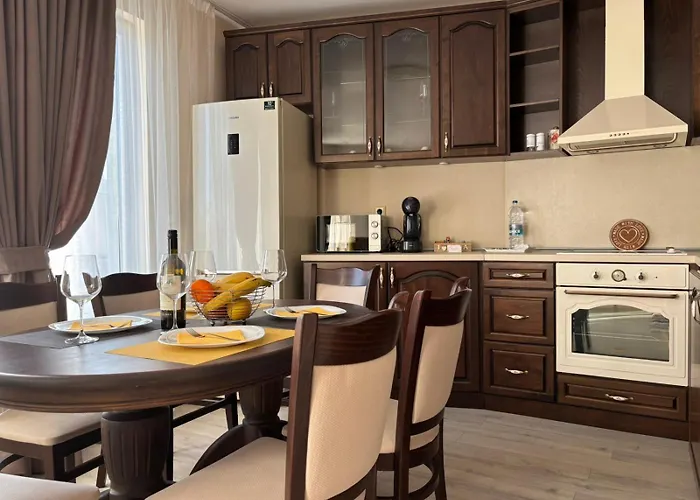 Grand Bogoridi - Center Near To Sea And Sea Garden Burgas City