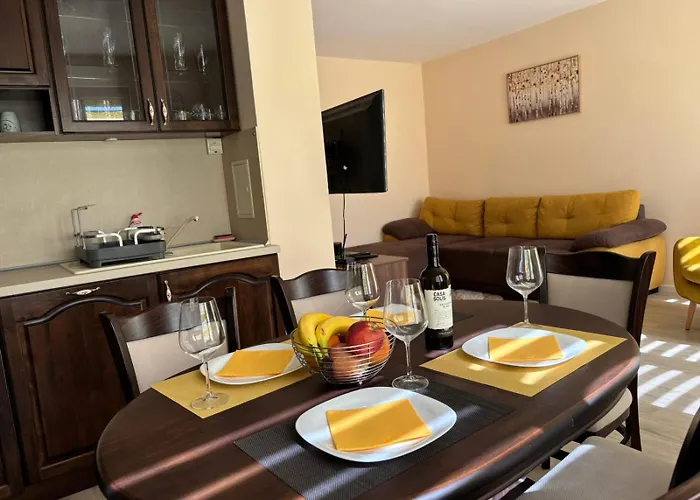 Grand Bogoridi - Center Near To Sea And Sea Garden *